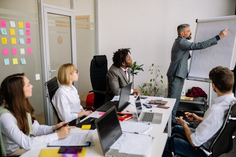 Qu&rsquo;est-ce qu&rsquo;un leadership inspirant et comment le cultiver ?