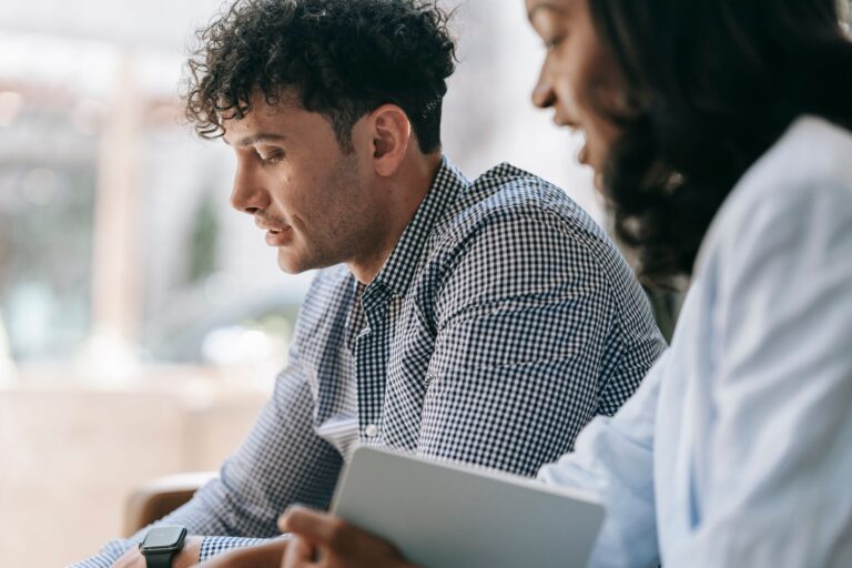 Management transversal : optimiser la collaboration entre services