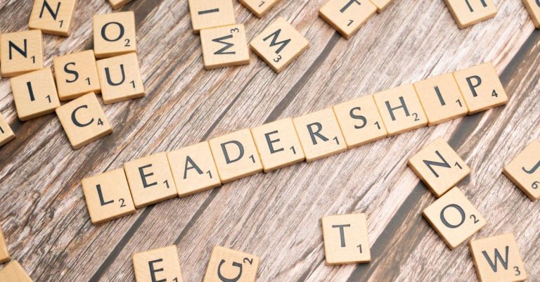 Quelles sont les clés d&rsquo;un leadership efficace en gestion ?